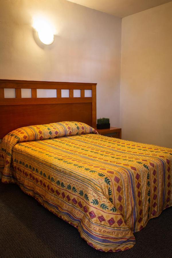 Bonitto Inn Manuel Bagian luar foto